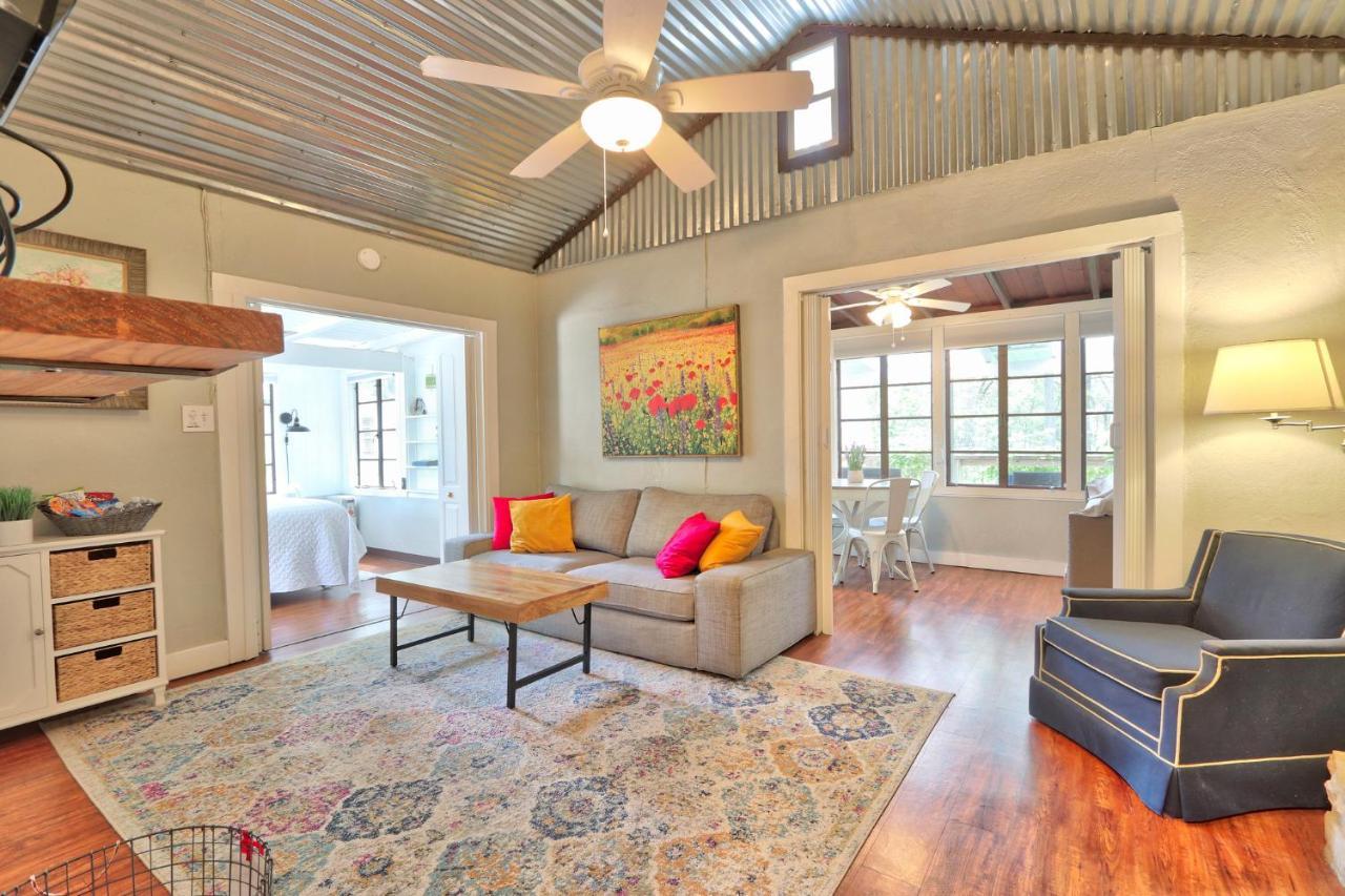 Creekside Cabins - The Getaway Villa Wimberley Exterior foto